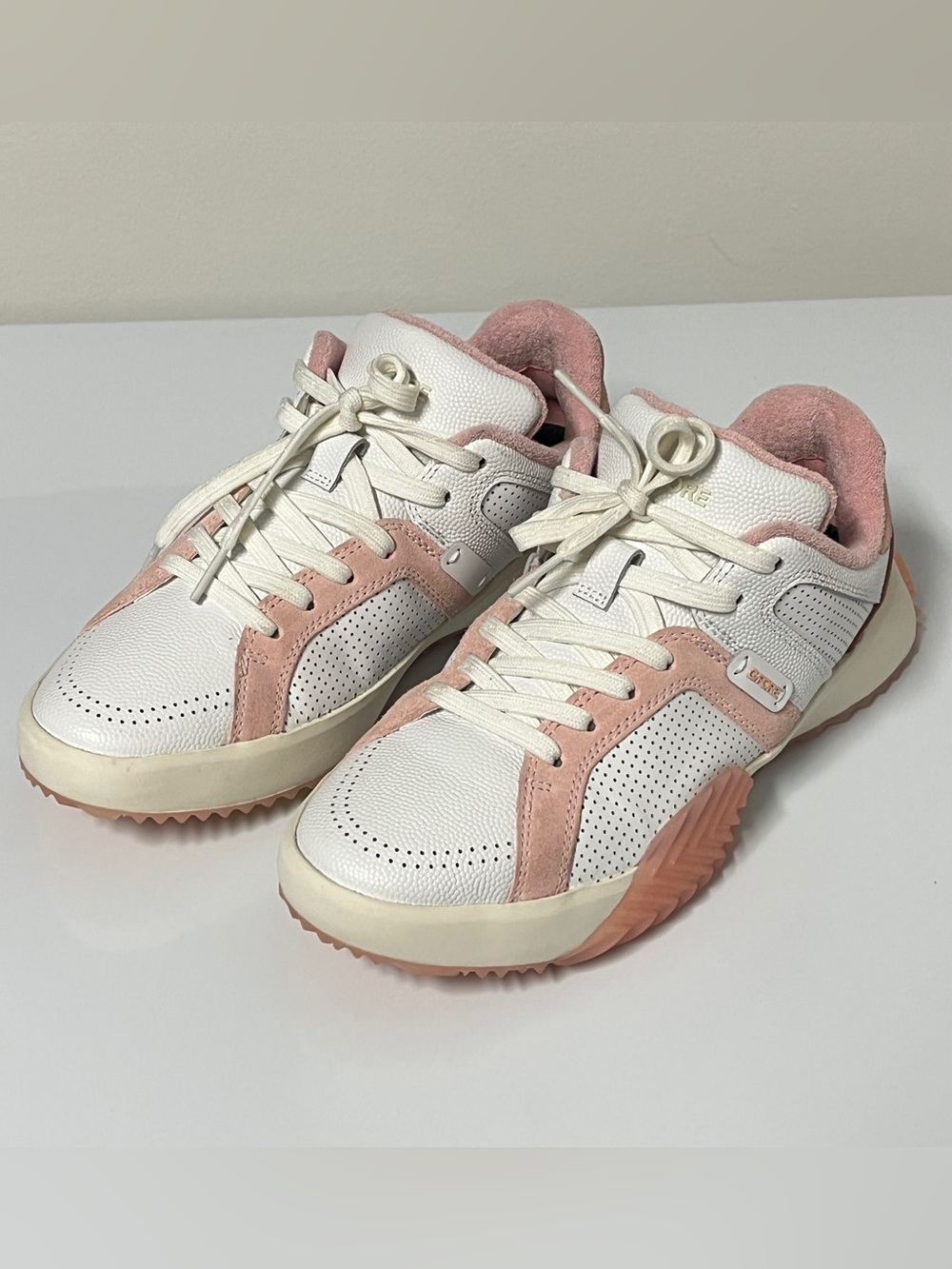 G/FORE Golf G.112 LEATHER STREET SHOES White & Pink Amour Women's Size 8.5